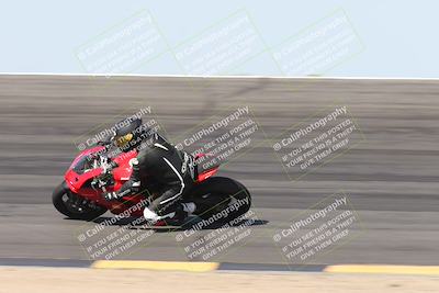 media/Apr-18-2025-CVMA Friday Practice (Fri) [[88baa45499]]/Racer 3/Session 2 (Bowl Pans)/